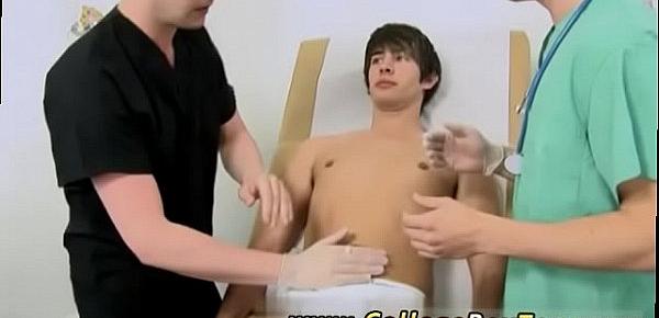  Free movie jerk gay medical Dr.James begins by checking Parkers&039;